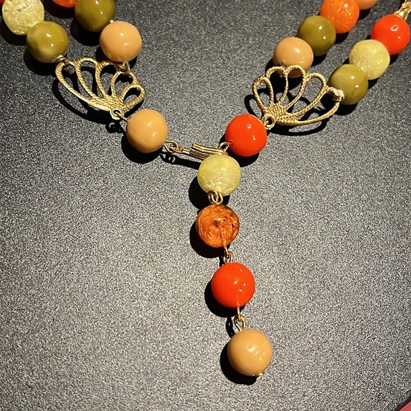 Vintage Double Strand Autumn Colors and Gold Accent Bead Necklace - Picture 5 of 16